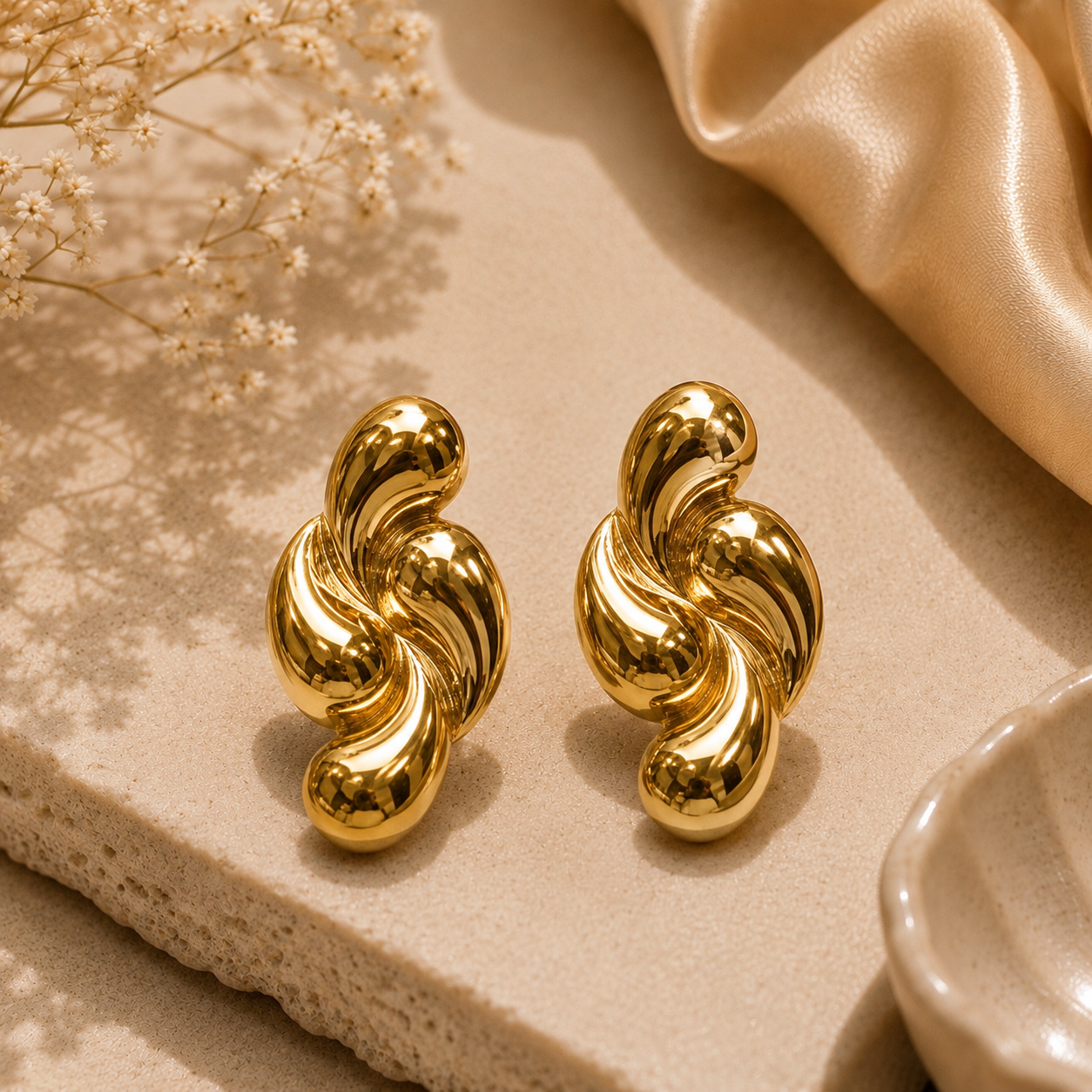 Petal Kiss Earrings
