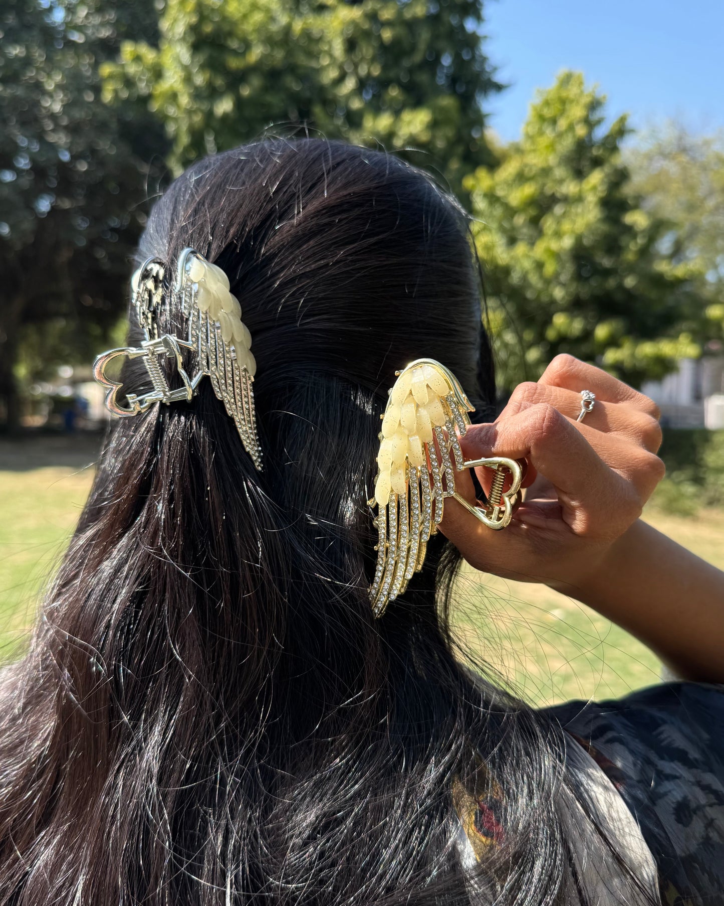 Winged Elegance Stone-Studded Hair Claw Clip