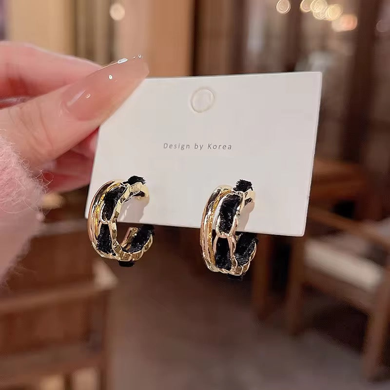 Luxe Gold Hoop Earrings