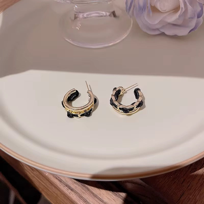 Luxe Gold Hoop Earrings