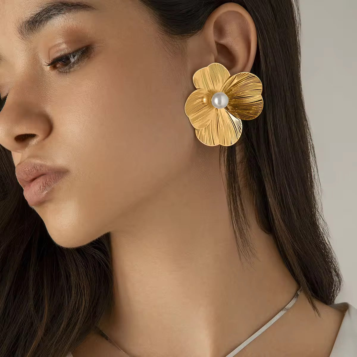 Golden Floral Pearl Earrings