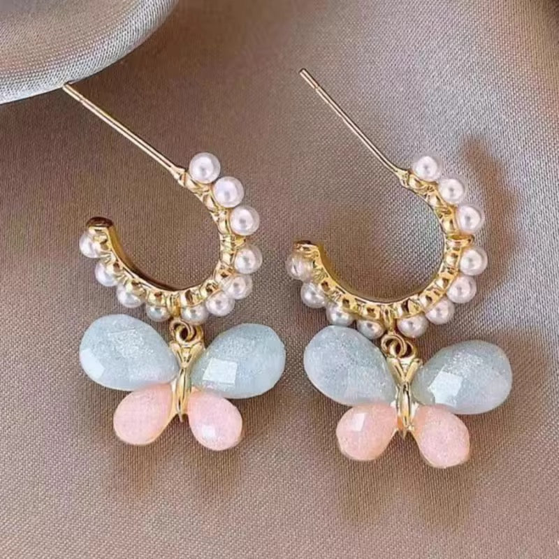 Elegant Pearl Butterfly Dangle Earrings