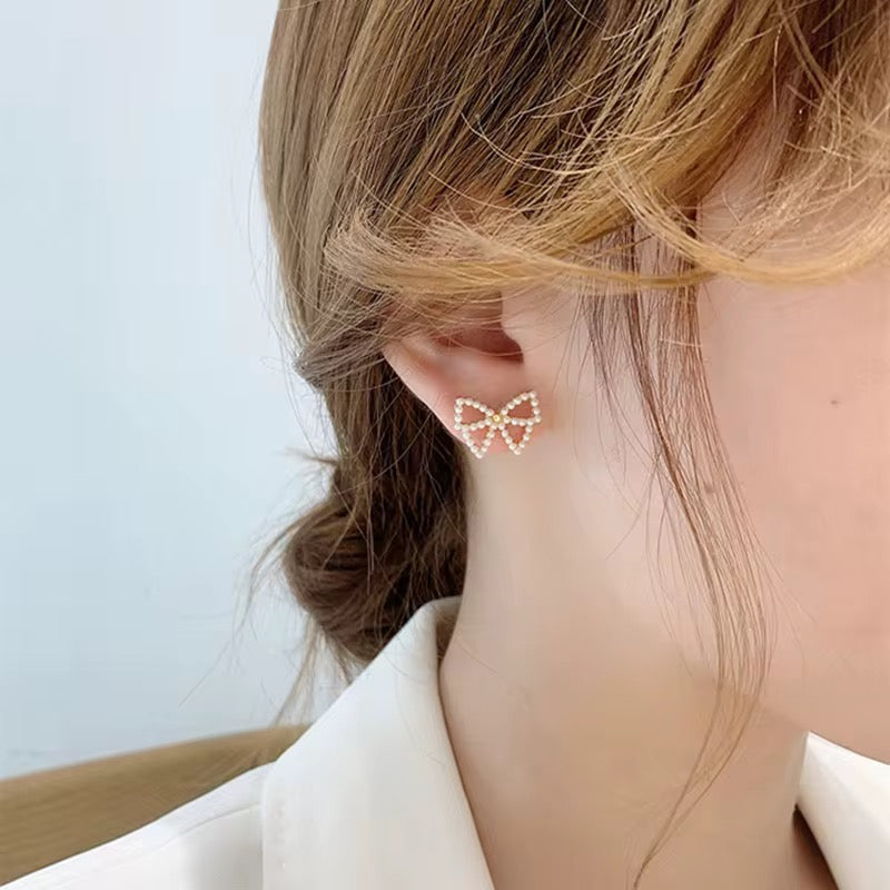 Pearl Bow Elegance Earrings