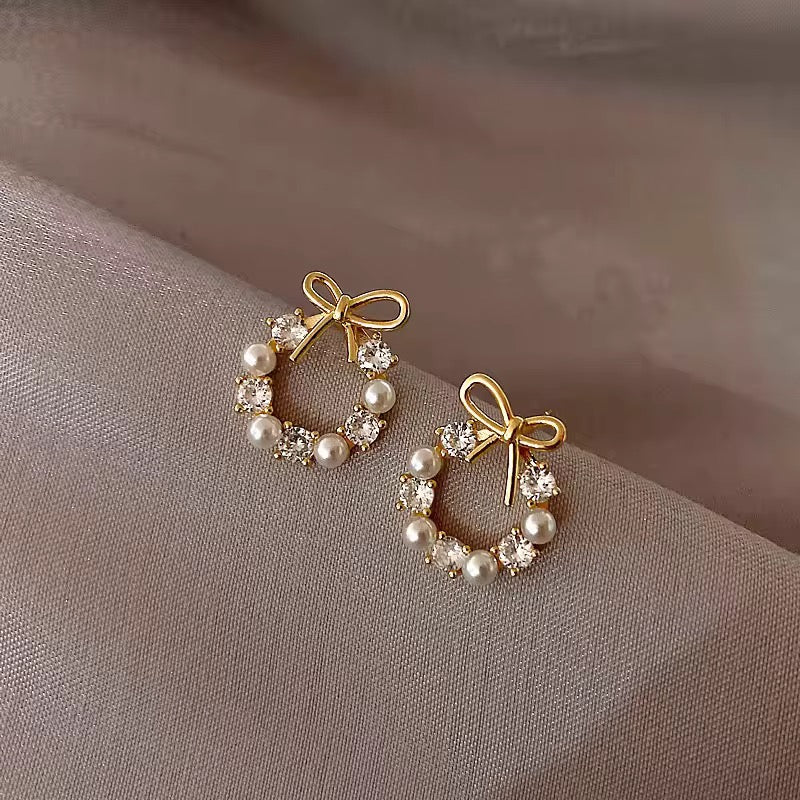 Bow Pearl Earrings
