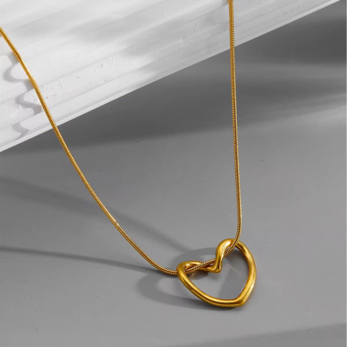 Viral Pinteresty Heart Necklace