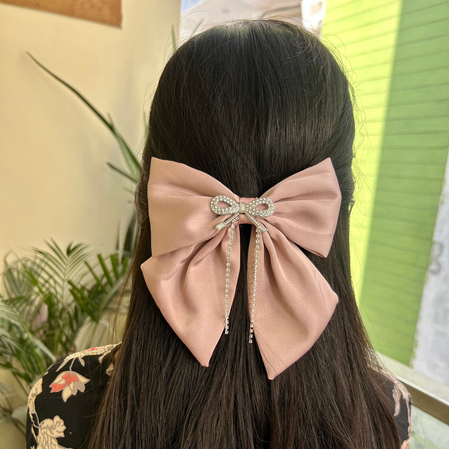 Pixie Bow Clip