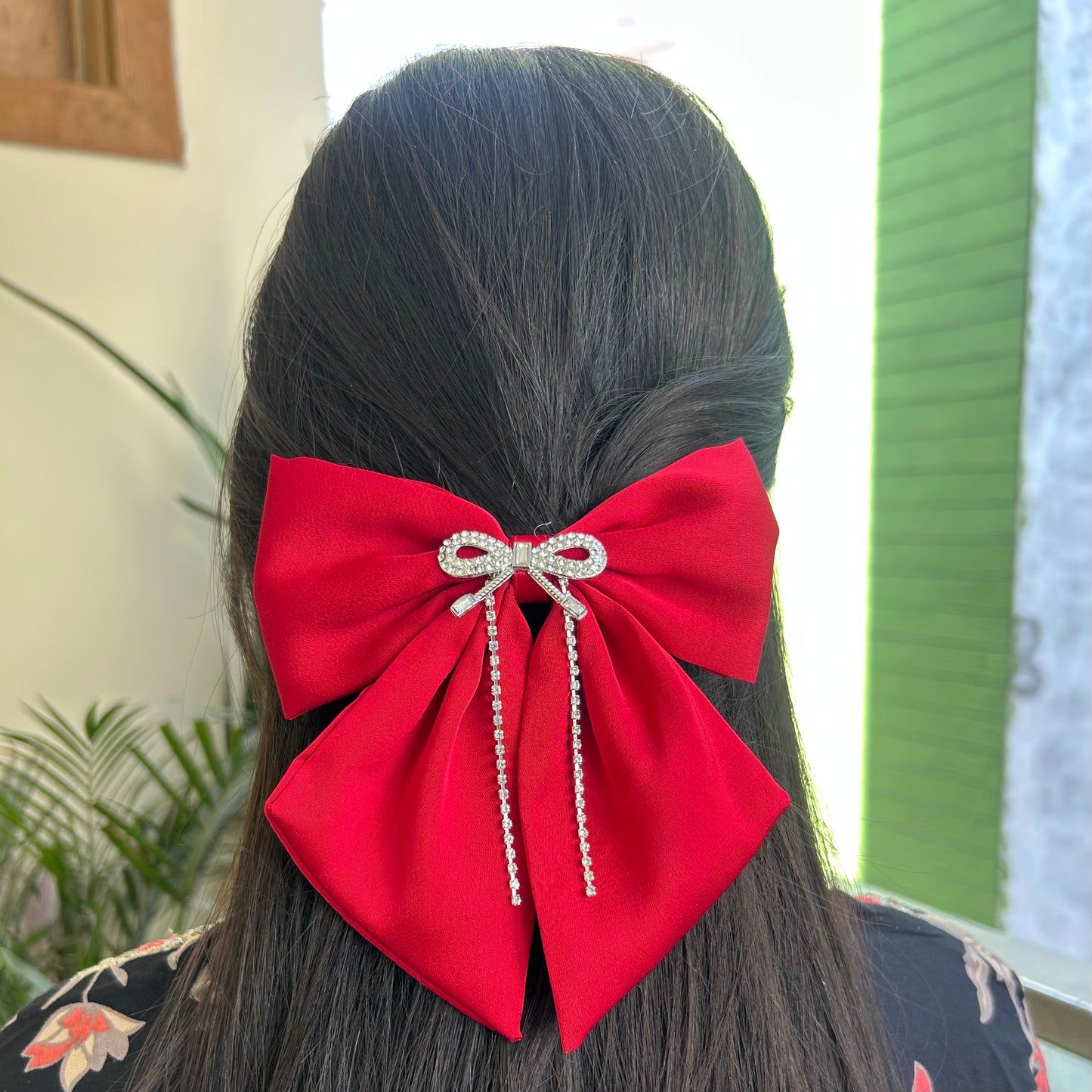 Pixie Bow Clip