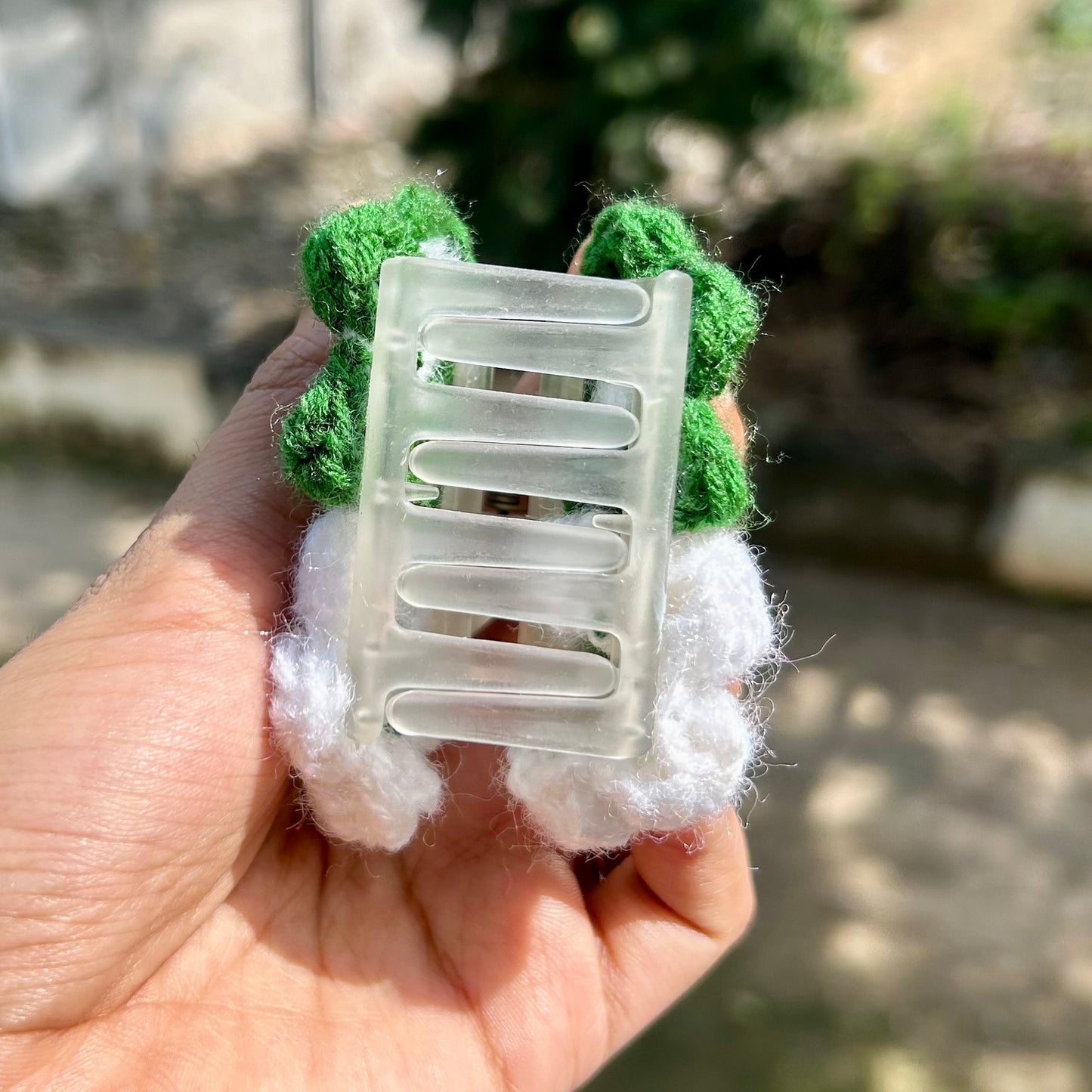 Crochet Flower Hair Clutcher