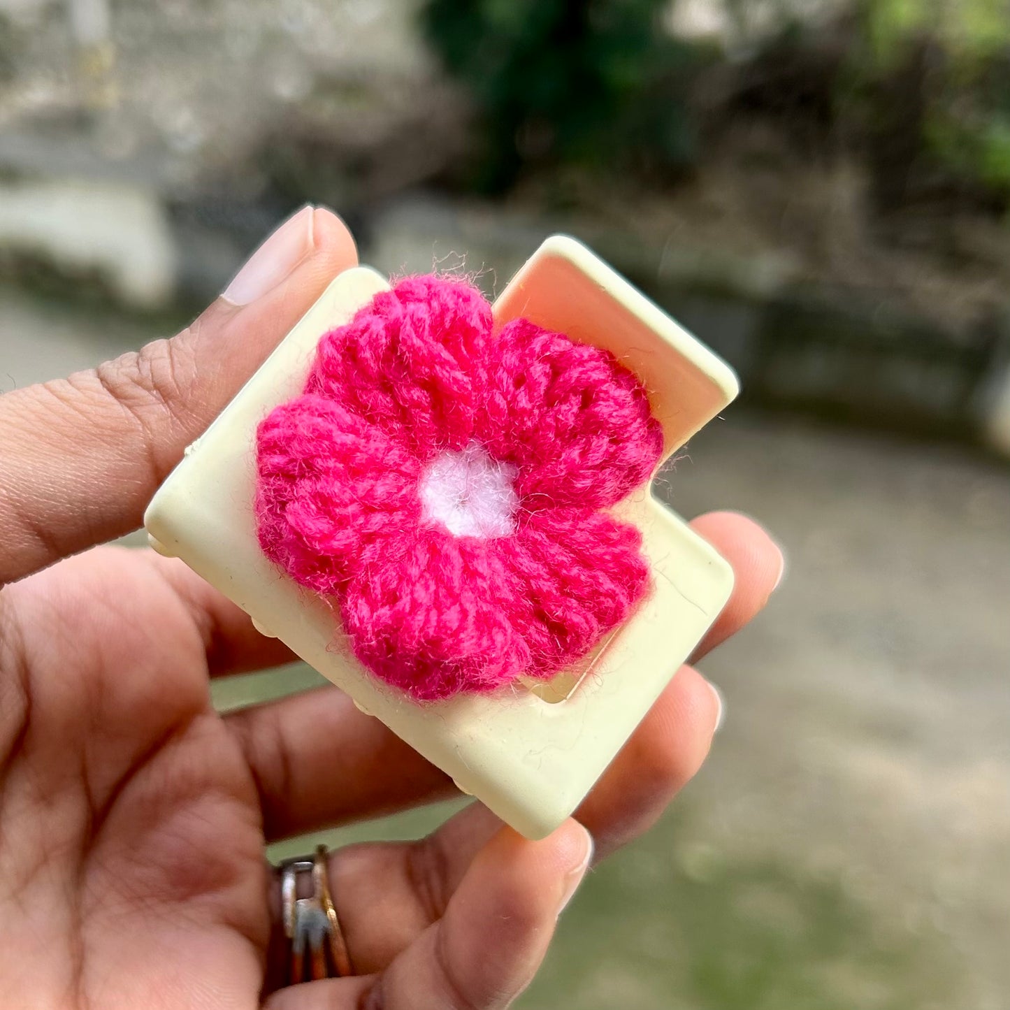 Crochet Flower Hair Clutcher