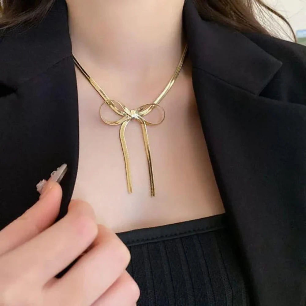 Golden Bow Necklace