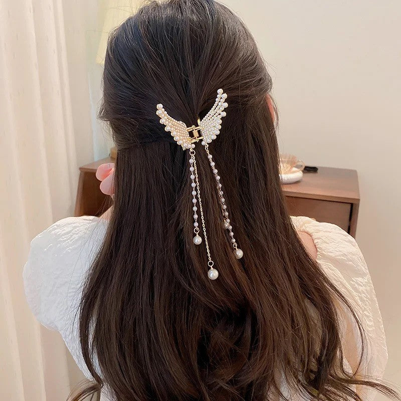 Korean Butterfly Tassel Clutcher