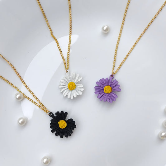 Daisy Necklace