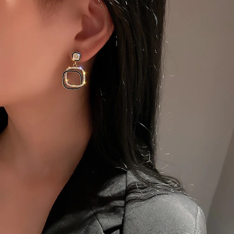 Korean Black Square Earrings