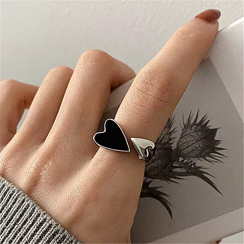 Black Heart Signet Ring