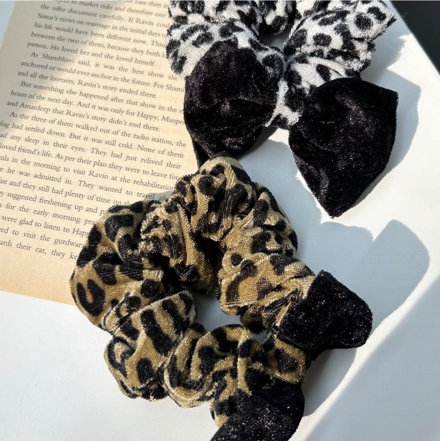 Printed Velvet Bow Scrunchie