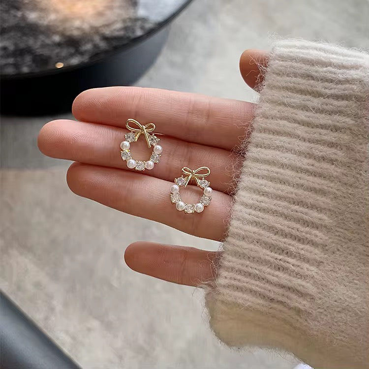 Bow Pearl Earrings