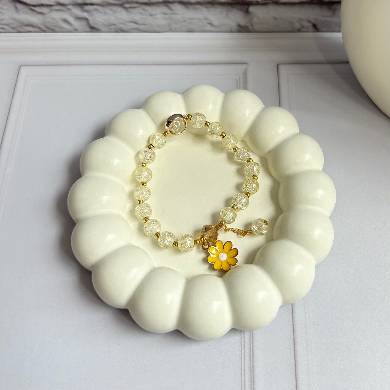 Dreamy Daisy Bracelet - White