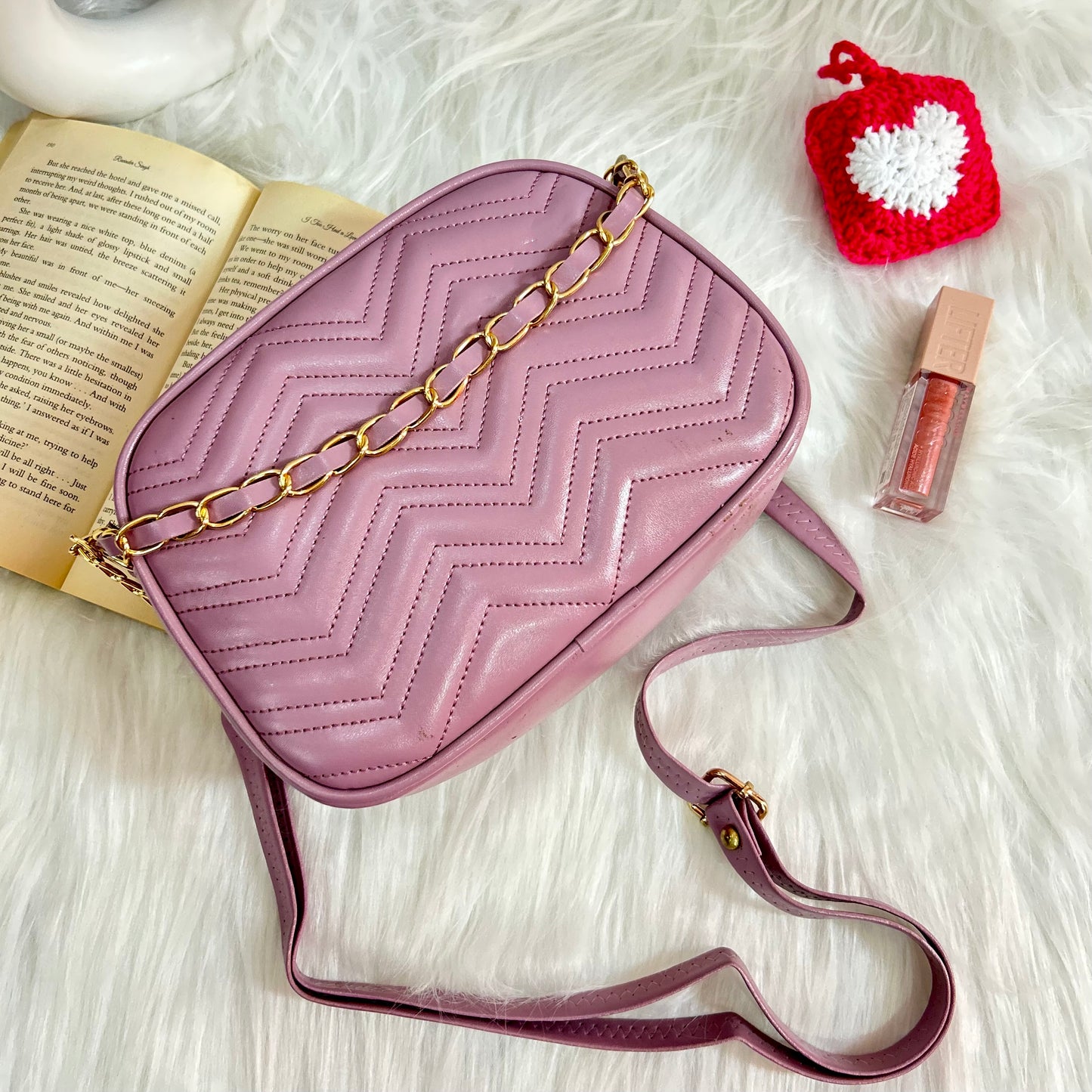 Zoha Sling Bag