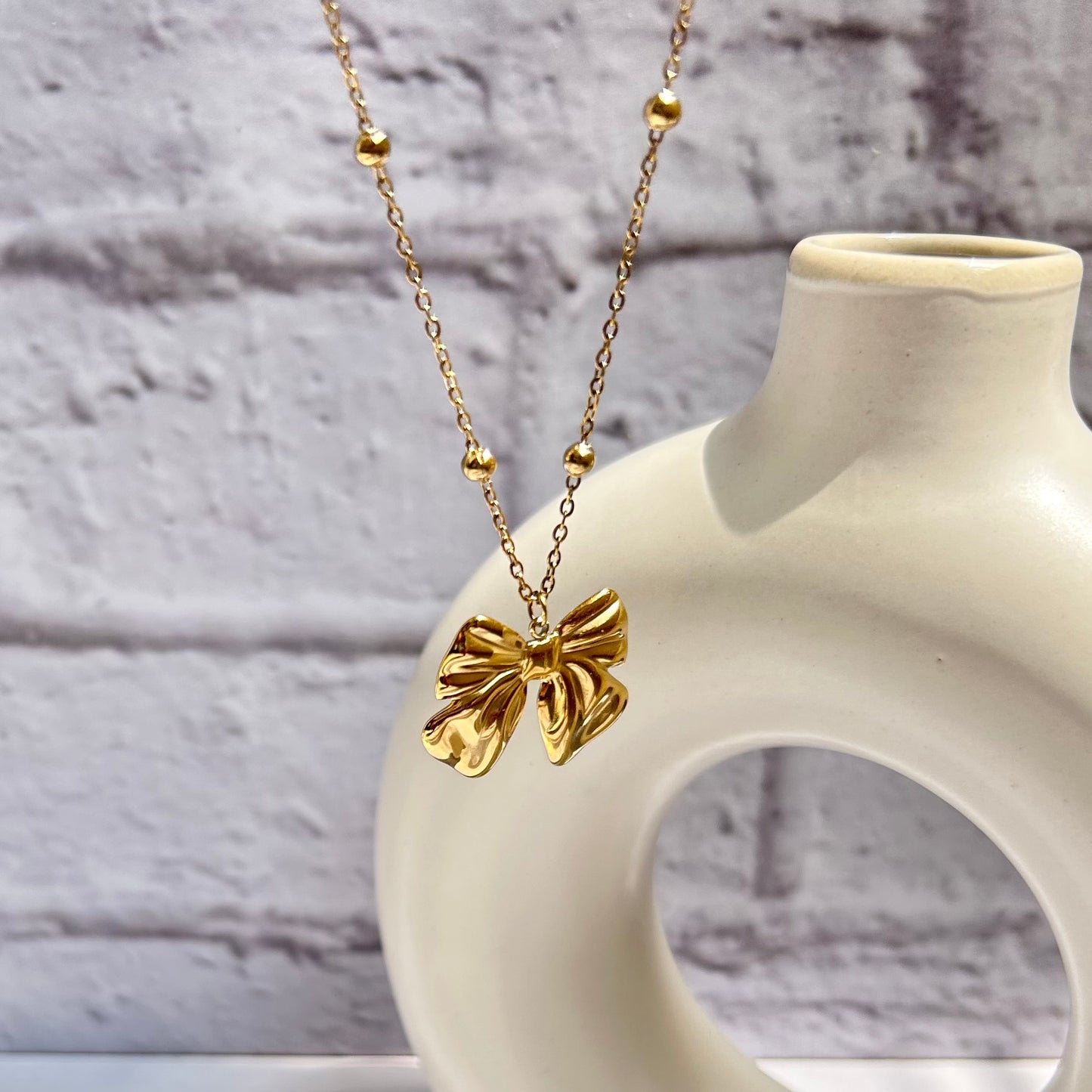 Bow Girlie Necklace - 18k Gold Plated