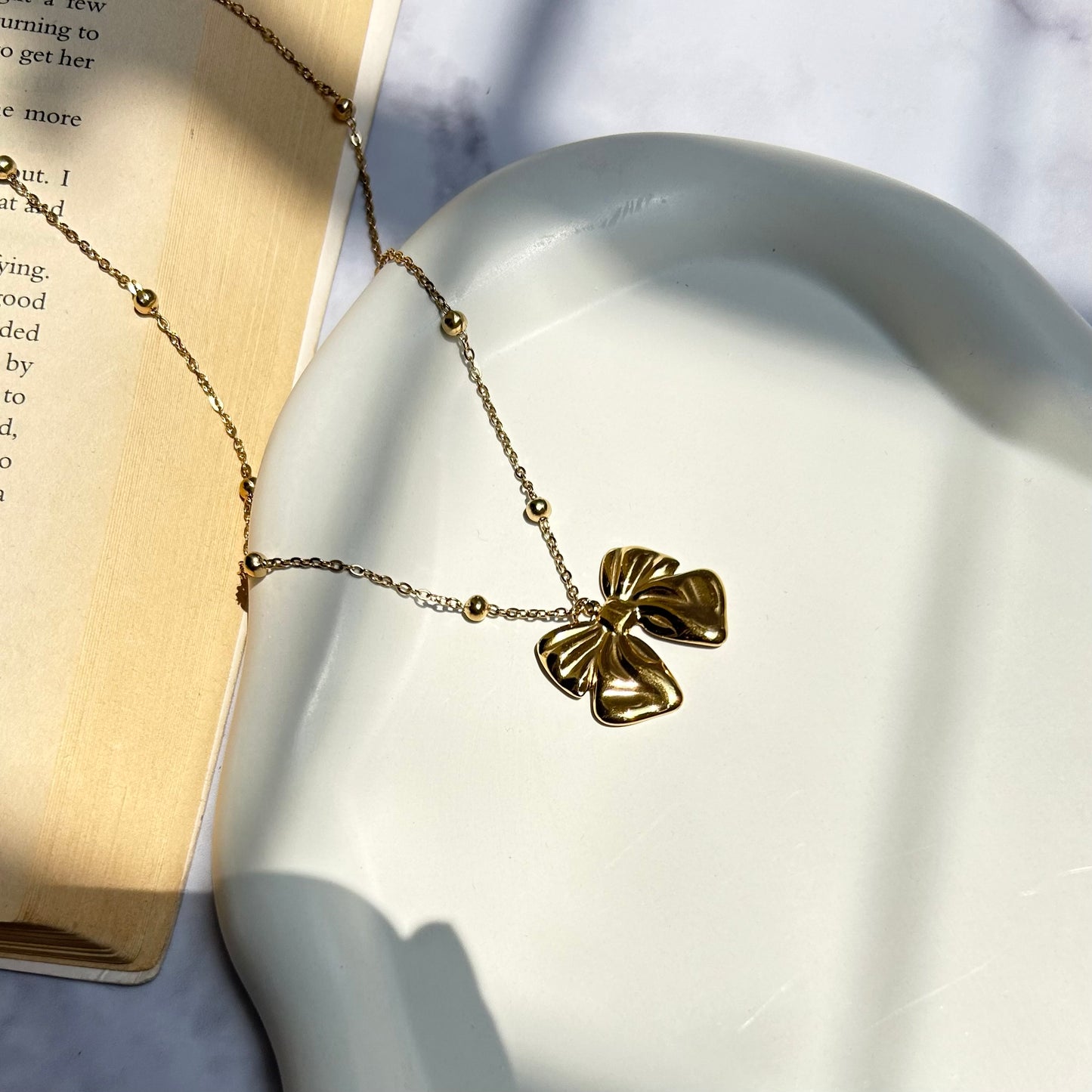 Bow Girlie Necklace - 18k Gold Plated