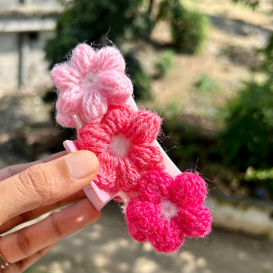 Pinteresty Floral Crochet Hair Clutcher