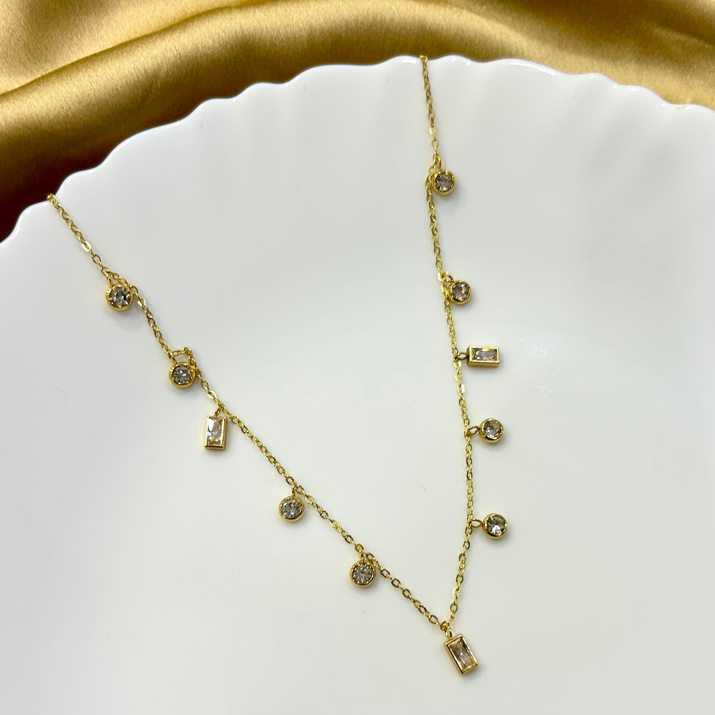 Golden Stones Necklace