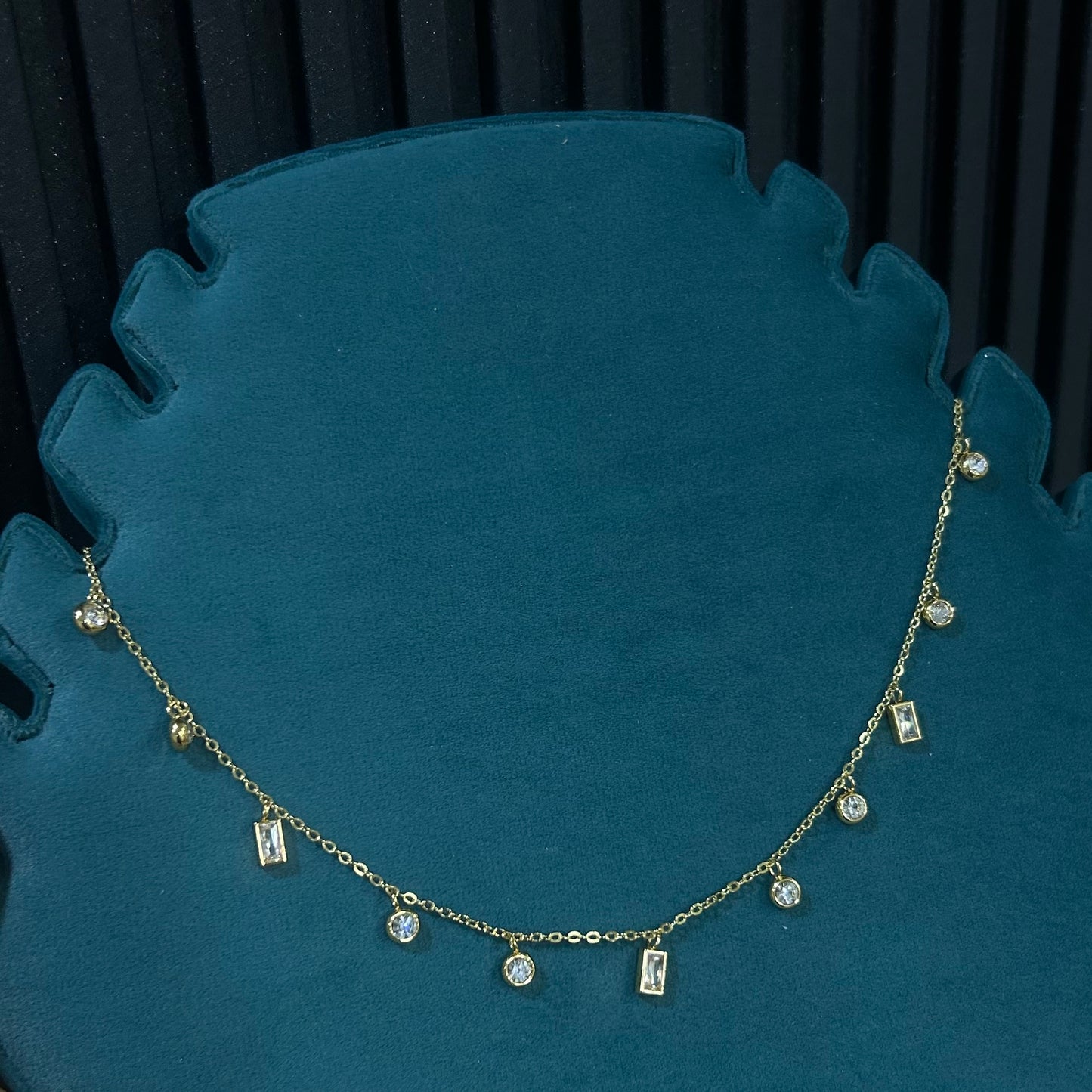 Golden Stones Necklace