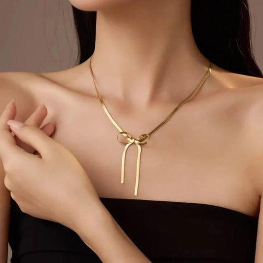 Golden Bow Necklace